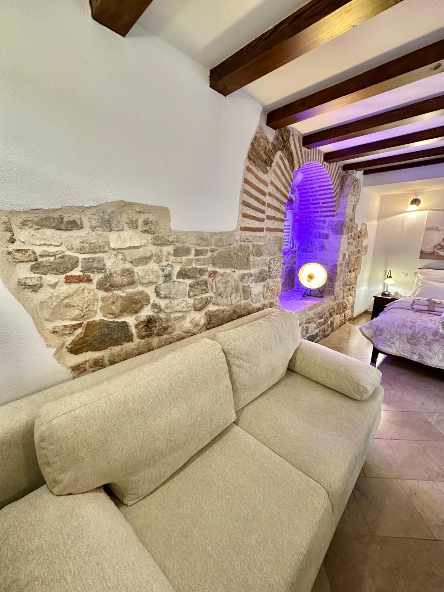 Diocletian Wine Studio Apartment Split Exteriér fotografie